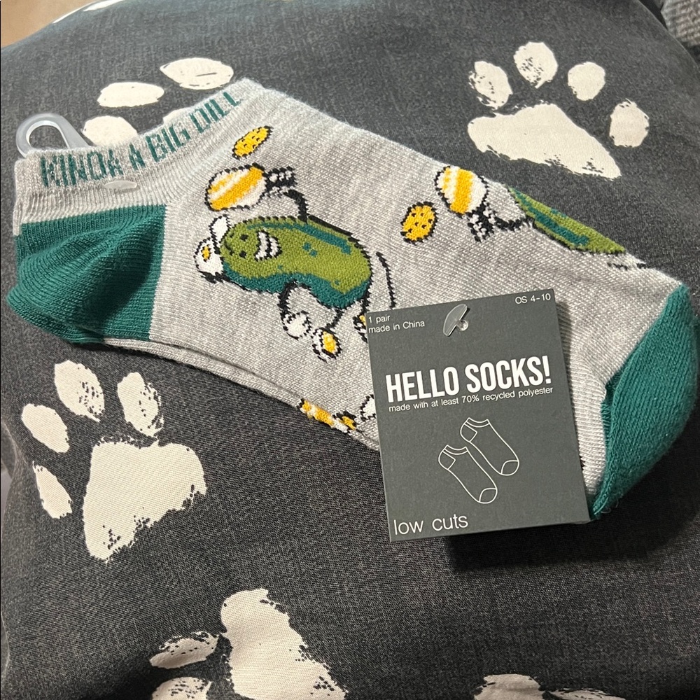 NWT Hello Socks Low-Cut Pickle Pattern Socks - Picture 2 of 6